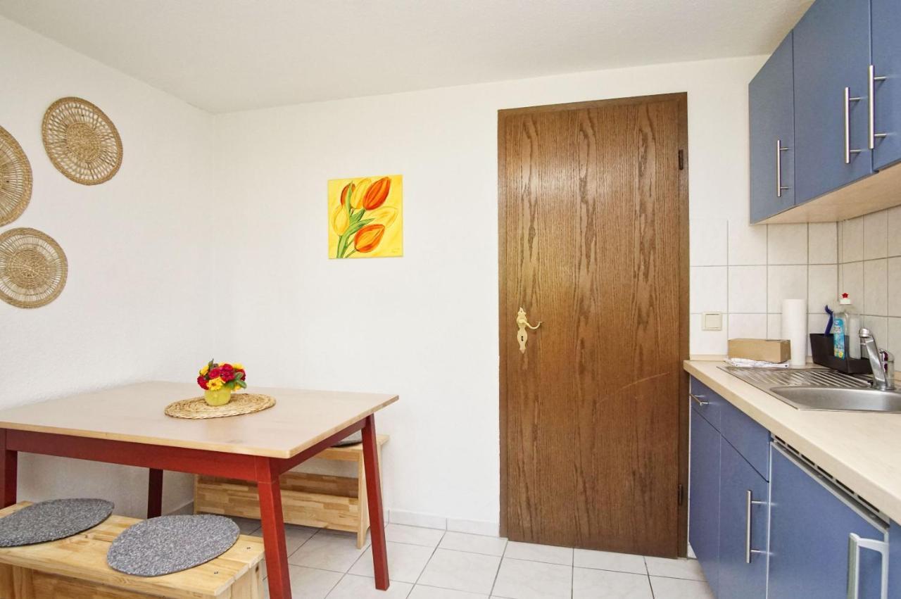 Zentral Aber Ruhig, Terrasse Mit Viel Gruen - Strandnahes Ferienhaus Luki Goehren  Zewnętrze zdjęcie